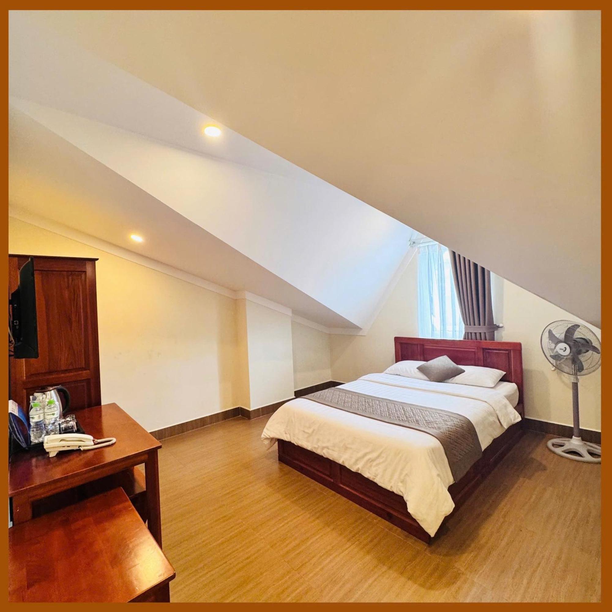 Nam Xuan Premium Hotel Dalat Exteriör bild