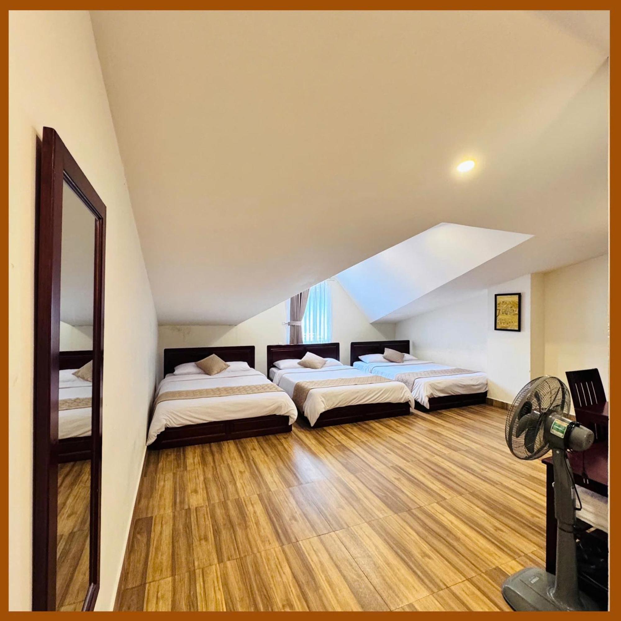 Nam Xuan Premium Hotel Dalat Exteriör bild